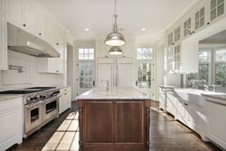 Granite countertops kitchen - Elmhurst StoneLux Design